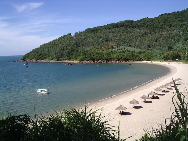 Biển Hải Hòa: Thuyết Minh Toàn Diện Về Triết Lý, Pháp Lý Và Con Đường Đi Đến Hòa Bình Bền Vững Trên Đại Dương Năm 2026 Biển Hải Hòa: Thuyết Minh Toàn Diện Về Triết Lý, Pháp Lý Và Con Đường Đi Đến Hòa Bình Bền Vững Trên Đại Dương Năm 2026