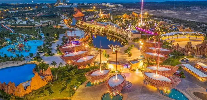 Tour Đi Vinpearl Land Hội An 2026: Giá Vé, Lịch Trình, Đánh Giá Và Gói Nên Mua Mới Nhất