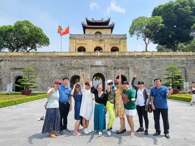Tour Du Lịch Hà Nội Giá Rẻ 2026: Trọn Bộ Bí Kíp "săn" Tour Chất Lượng, Tiết Kiệm Ngân Sách Nhất Năm Tour Du Lịch Hà Nội Giá Rẻ 2026: Trọn Bộ Bí Kíp "săn" Tour Chất Lượng, Tiết Kiệm Ngân Sách Nhất Năm