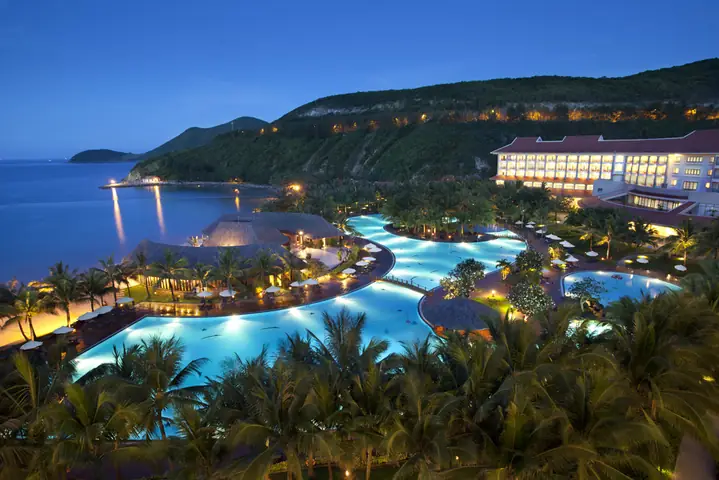 Top Tour Du Lịch Nghỉ Dưỡng Nha Trang 2026: Trải Nghiệm Cao Cấp, Review Chi Tiết & Bí Quyết Chọn Tour "chuẩn Không Cần Chỉnh"