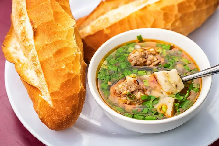 Trưa Ăn Gì Ở Đà Lạt 2026: Top 35+ Quán Ngon, Giá Tốt, Không Sợ "bị Chặt" Cập Nhật Mới Nhất Trưa Ăn Gì Ở Đà Lạt 2026: Top 35+ Quán Ngon, Giá Tốt, Không Sợ "bị Chặt" Cập Nhật Mới Nhất