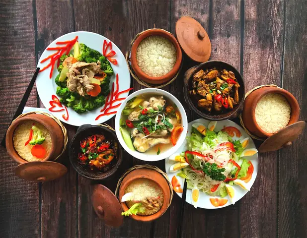 Trưa Ăn Gì Ở Đà Lạt 2026: Top 35+ Quán Ngon, Giá Tốt, Không Sợ "bị Chặt" Cập Nhật Mới Nhất Trưa Ăn Gì Ở Đà Lạt 2026: Top 35+ Quán Ngon, Giá Tốt, Không Sợ "bị Chặt" Cập Nhật Mới Nhất