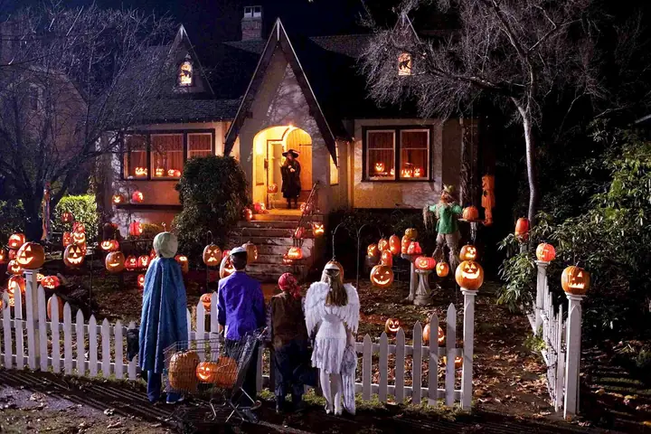 Truyền Thuyết Về Lễ Hội Halloween: Hành Trình 2000 Năm Từ Lễ Hội Samhain Cổ Đại Đến Đêm Ma Quái Hiện Đại Năm 2026