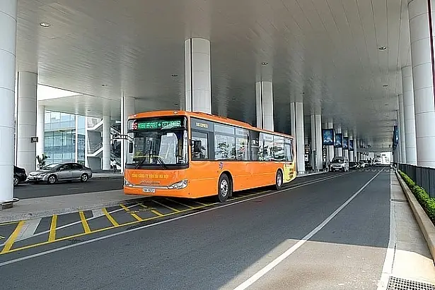 Hướng Dẫn Chi Tiết Các Cách Di Chuyển Từ Trung Tâm Hà Nội Đến Sân Bay Nội Bài Năm 2026: Giá Cả, Thời Gian, Ưu Nhược Điểm & Mẹo Tiết Kiệm