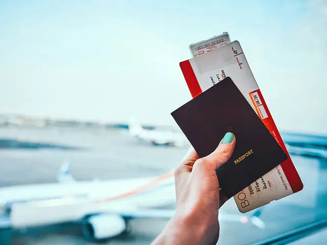 Vé Máy Bay Giá Rẻ Có Đổi Ngày Được Không? Hướng Dẫn Chi Tiết Quy Định Mới Nhất 2026 Và Bí Quyết Giữ Vé Linh Hoạt Vé Máy Bay Giá Rẻ Có Đổi Ngày Được Không? Hướng Dẫn Chi Tiết Quy Định Mới Nhất 2026 Và Bí Quyết Giữ Vé Linh Hoạt