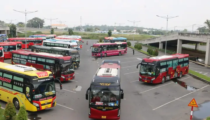 Vé Xe Bến Xe Miền Đông Đi Nha Trang 2026: Giá Vé, Lịch Chạy, Đặt Chỗ Online & Kinh Nghiệm Chọn Nhà Xe Uy Tín